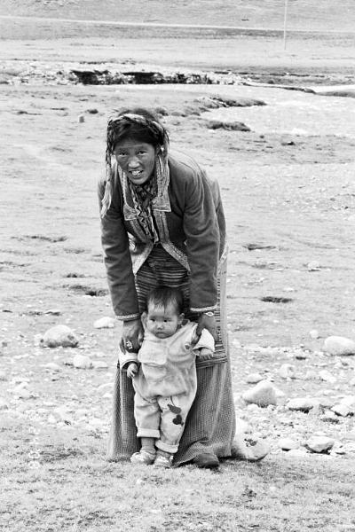 B&W-Woman and toddler.jpg